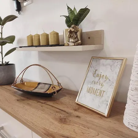 De La Marina Apartment *