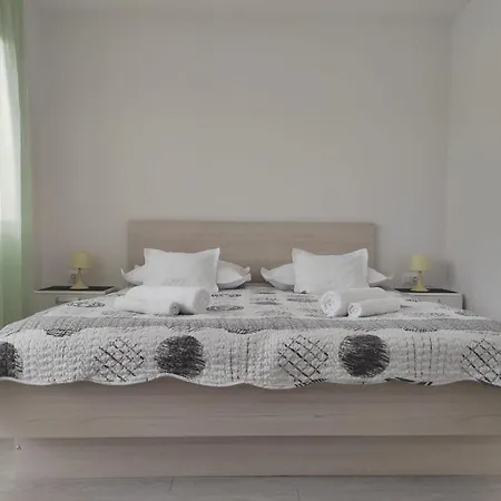 De La Marina Makarska